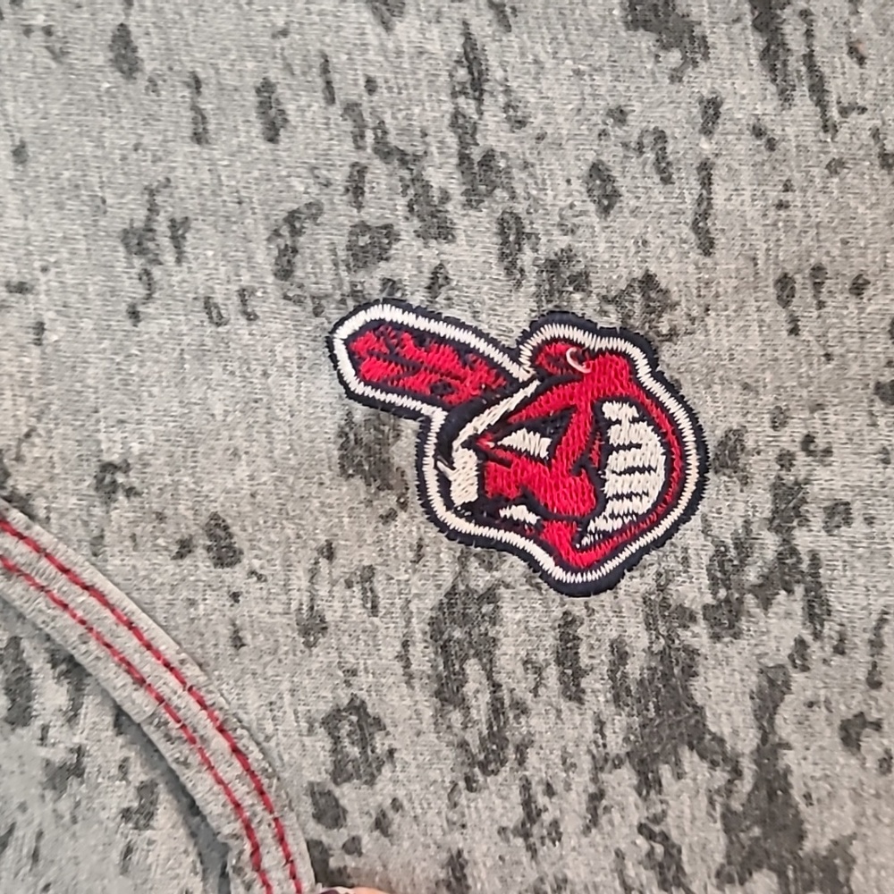 Cleveland Indians Tshirt - Picture 4 of 8